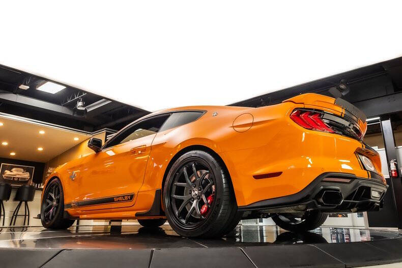 2020 Ford Mustang
