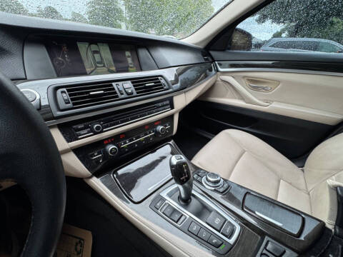 2013 BMW 5 Series 528i xDrive