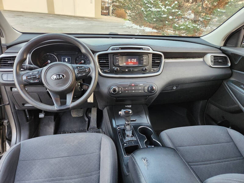 2016 Kia Sorento LX V6