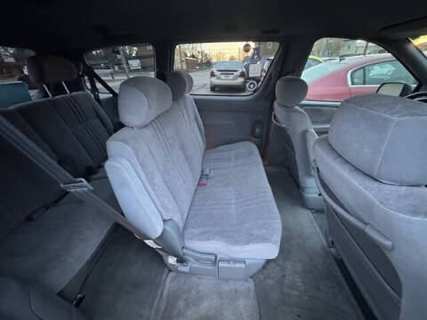 1998 Toyota Sienna LE