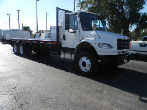 2015 Freightliner M2 106