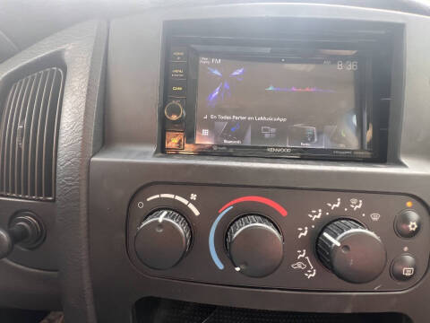 2004 Dodge Ram 1500 SLT