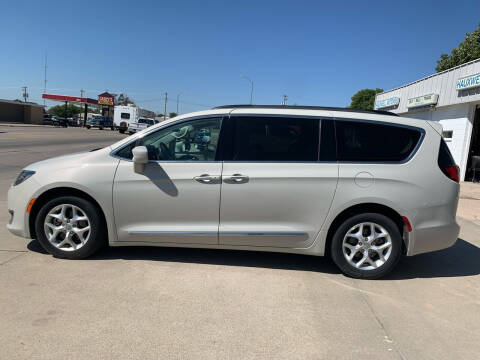 2017 Chrysler Pacifica