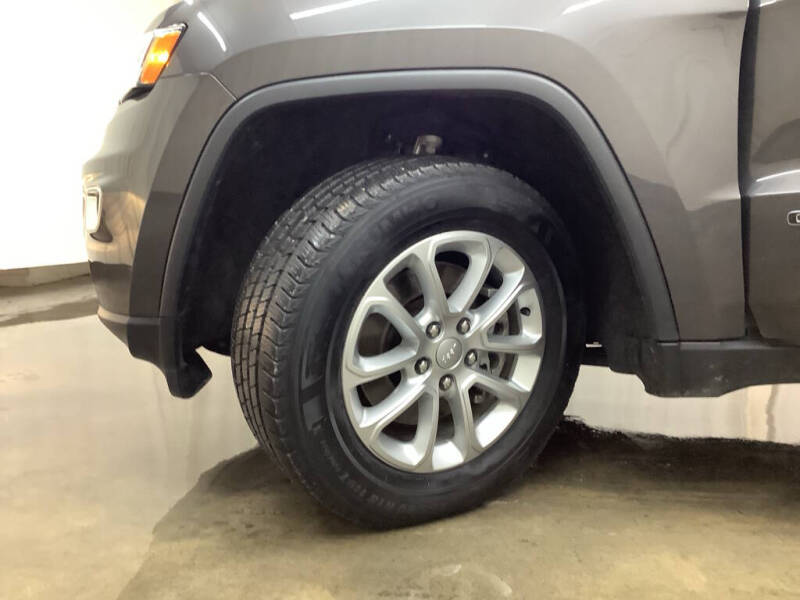 2021 Jeep Grand Cherokee Laredo E