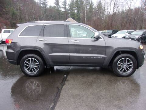 2017 Jeep Grand Cherokee for sale at Mark's Discount Truck & Auto in Londonderry NH