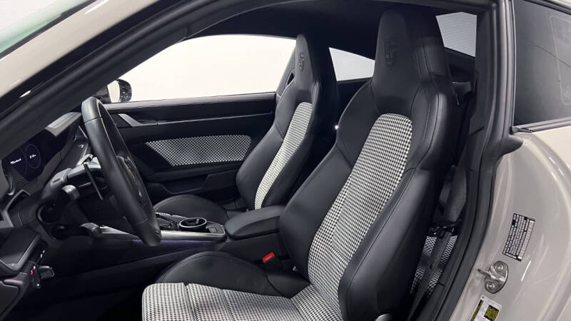 2024 Porsche 911 Turbo S