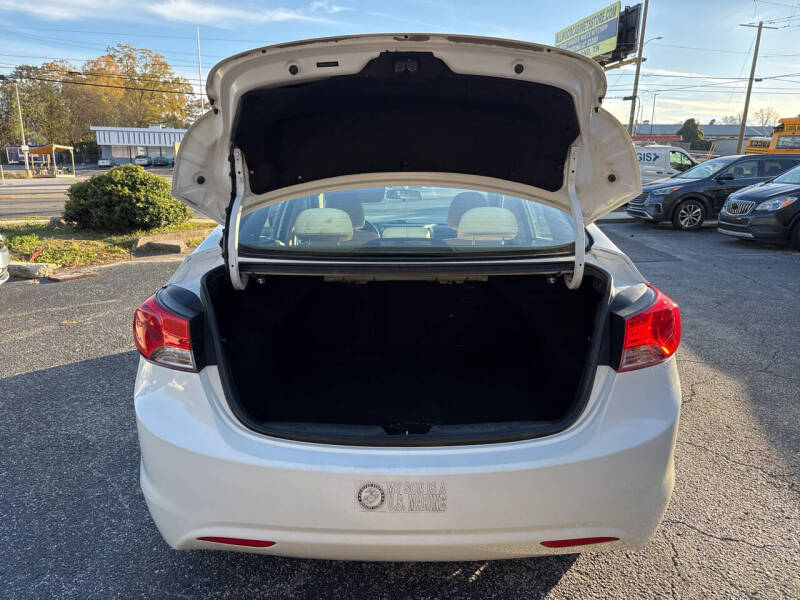 2012 Hyundai Elantra GLS