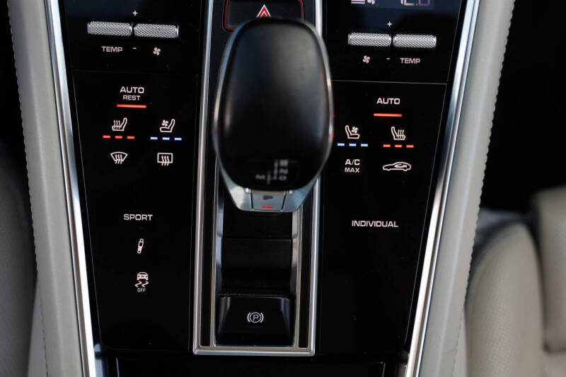 2020 Porsche Panamera