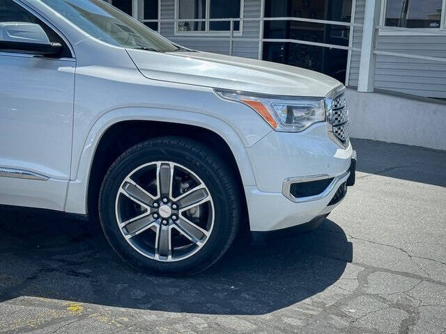 2017 GMC Acadia Denali