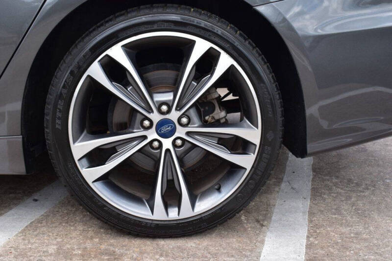 2020 Ford Fusion Titanium