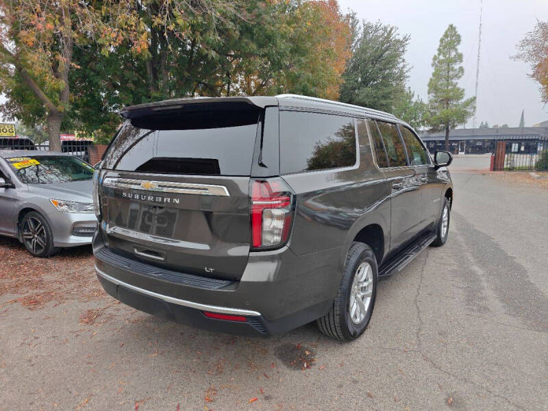 2021 Chevrolet Suburban LT