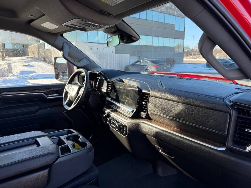 2025 Chevrolet Silverado 3500HD LT