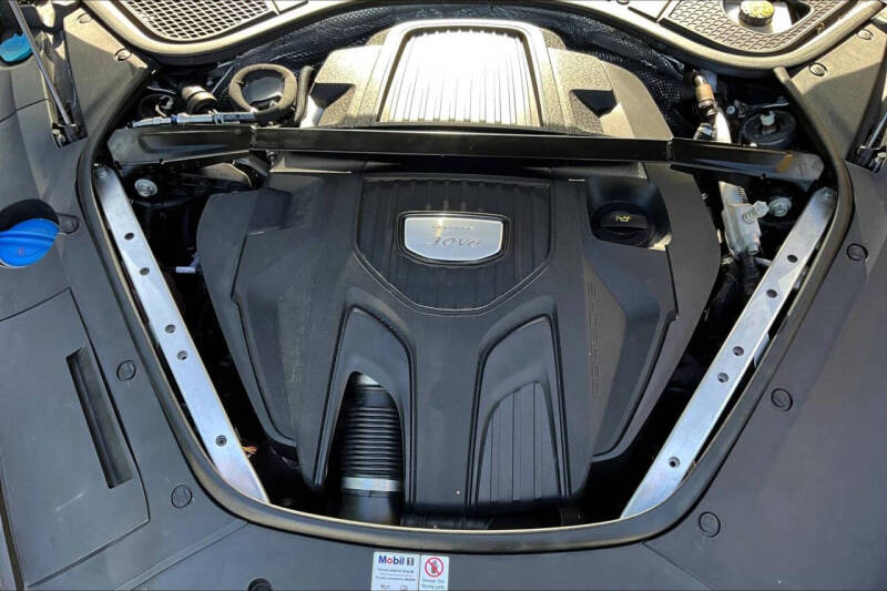 2018 Porsche Panamera