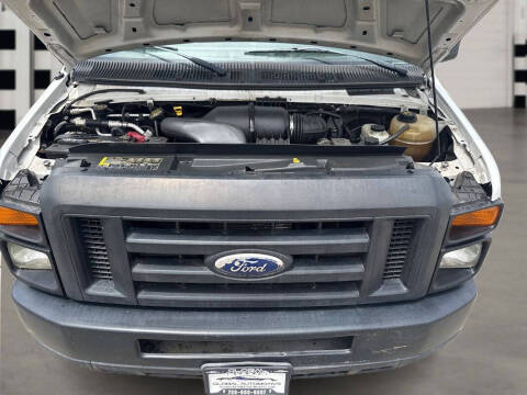 2013 Ford E-Series E-250