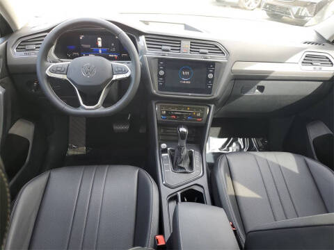 2023 Volkswagen Tiguan SE