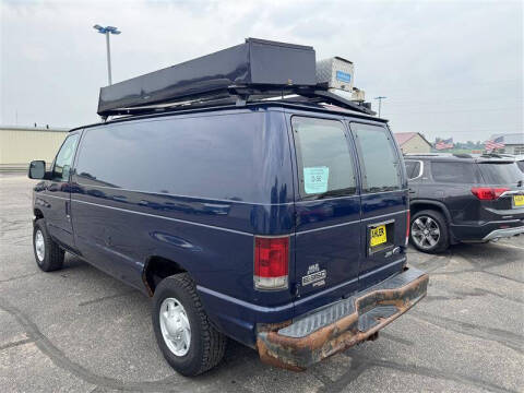 2011 Ford E-Series E-350 SD