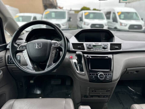 2014 Honda Odyssey Touring Elite