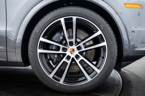 2025 Porsche Cayenne E-Hybrid