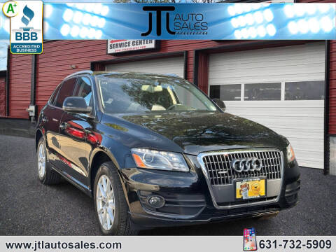 2011 Audi Q5 2.0T quattro Premium Plus