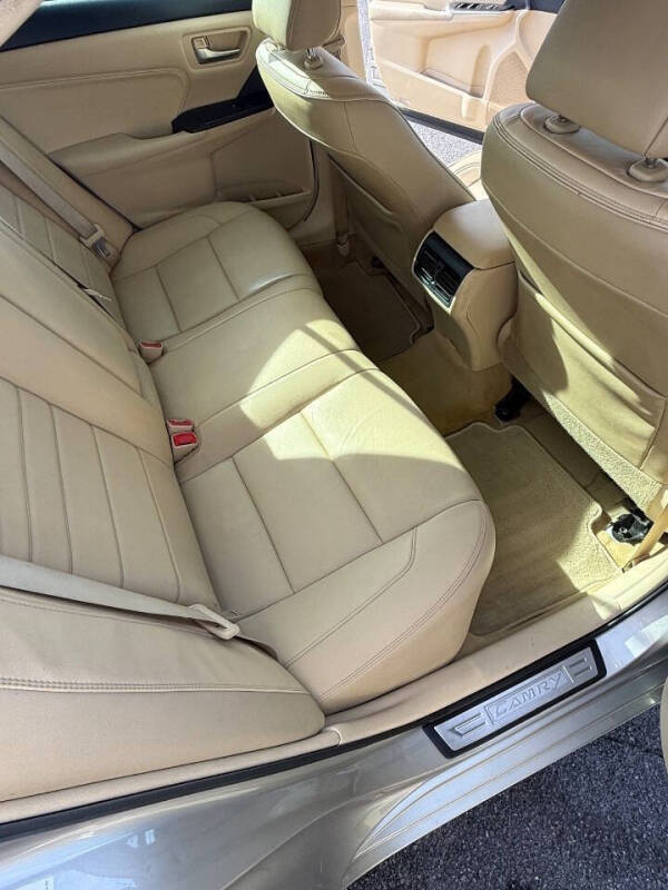 2017 Toyota Camry XLE