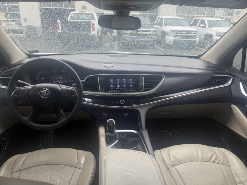 2020 Buick Enclave Essence