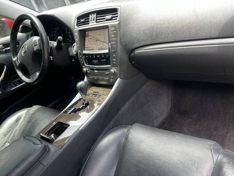 2012 Lexus IS 250 - Photo 12