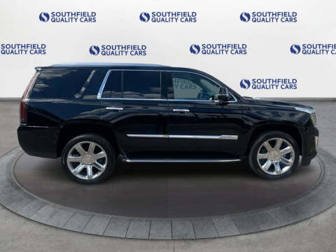 2018 Cadillac Escalade Luxury