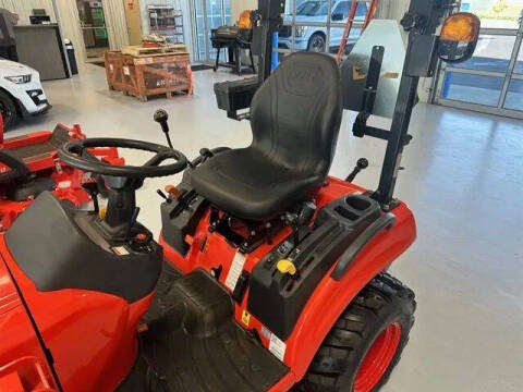 2025 Kioti CS2220HB-SB