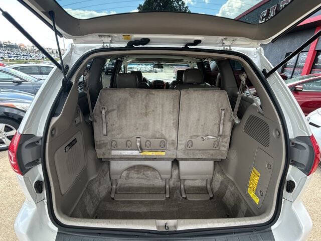 2006 Toyota Sienna