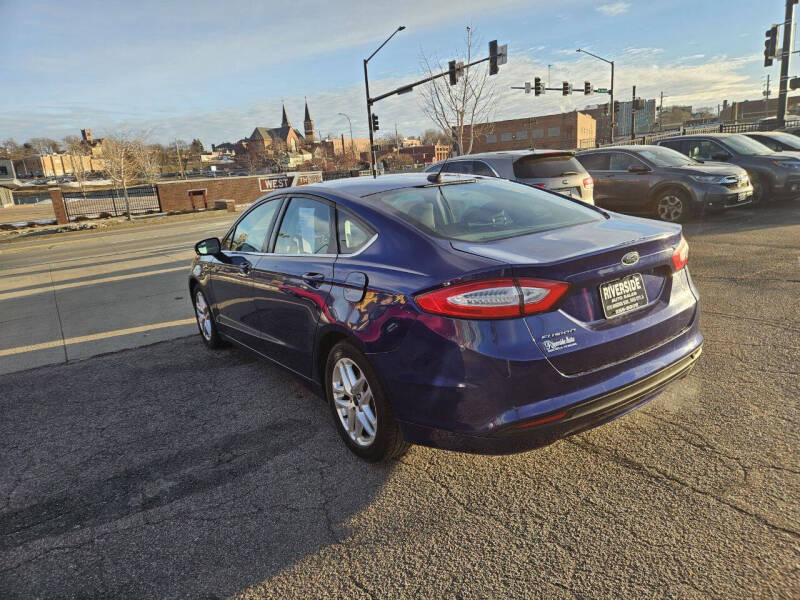 2015 Ford Fusion SE