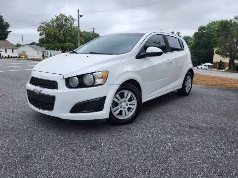 2016 Chevrolet Sonic LT Auto