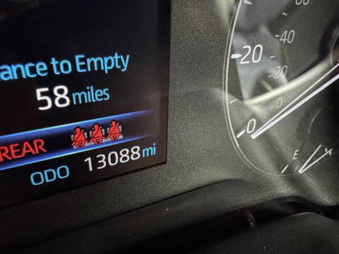 2024 Toyota Corolla Hatchback SE