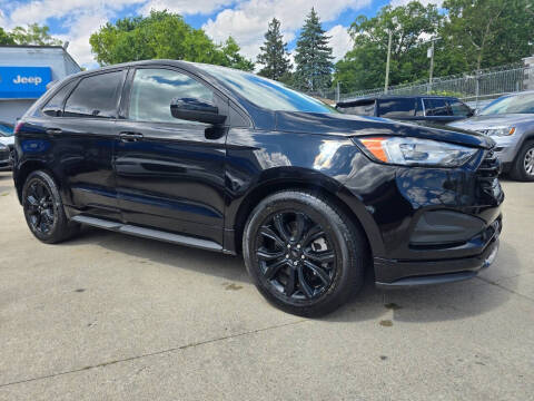 2022 Ford Edge SE