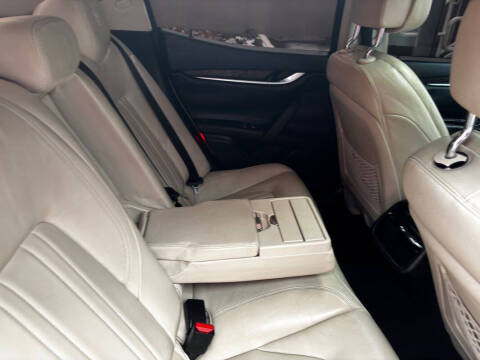 2014 Maserati Ghibli