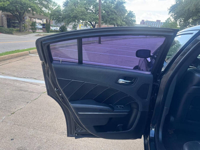 2014 Dodge Charger R/T Plus