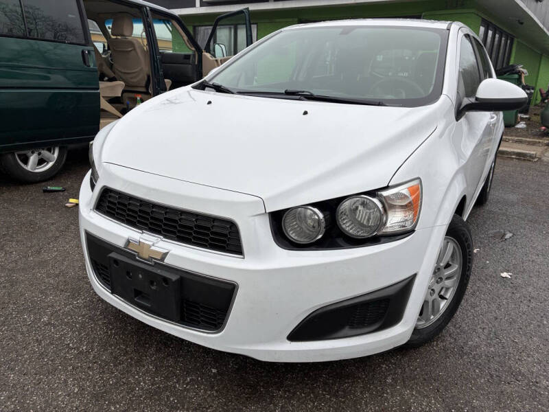 2016 Chevrolet Sonic LT Auto