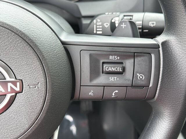 2025 Nissan Pathfinder S