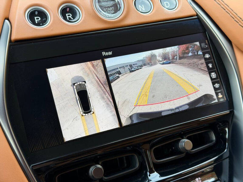 2023 Aston Martin DBX 707