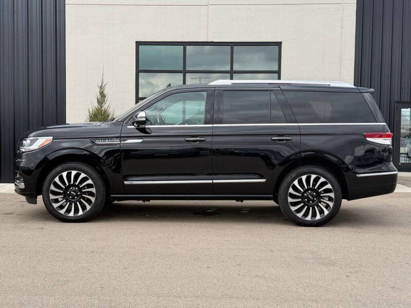 2023 Lincoln Navigator Black Label