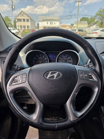 2015 Hyundai Tucson SE