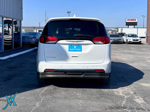 2018 Chrysler Pacifica Touring Plus