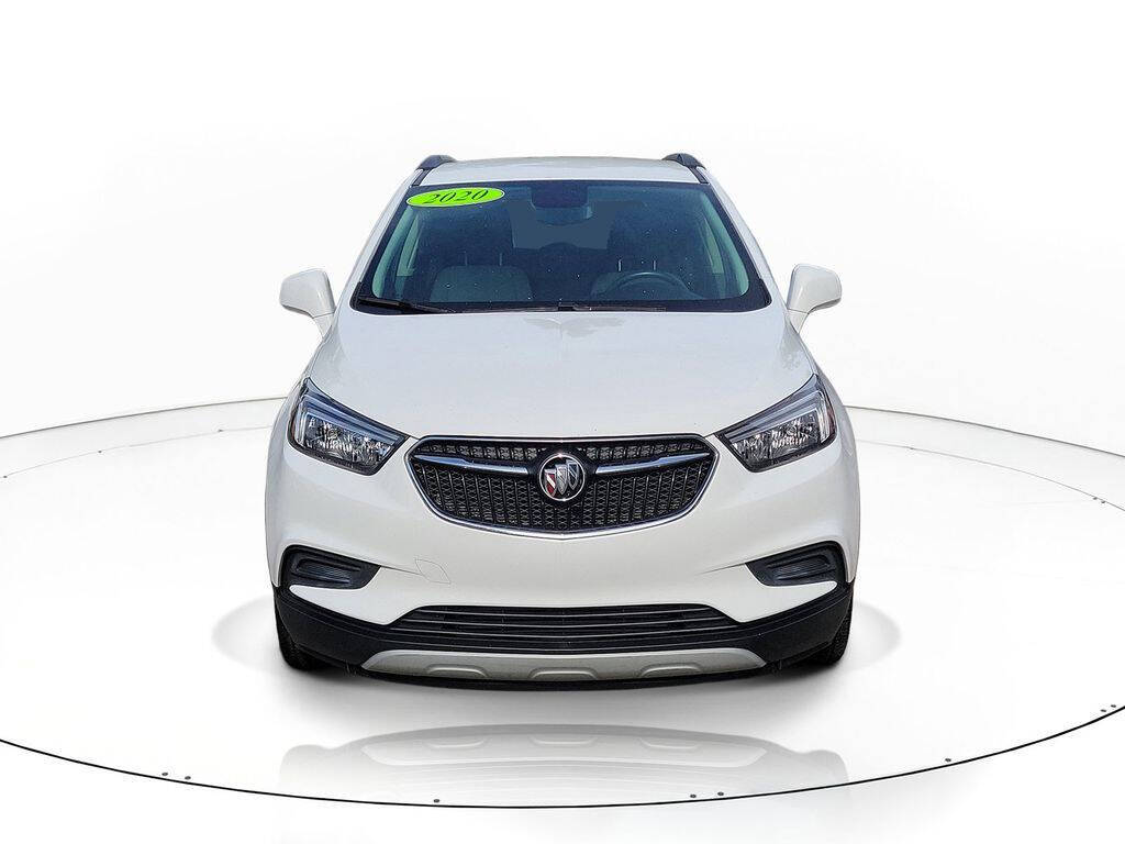 White 2020 Buick Encore Preferred Preferred 4dr Crossover 2