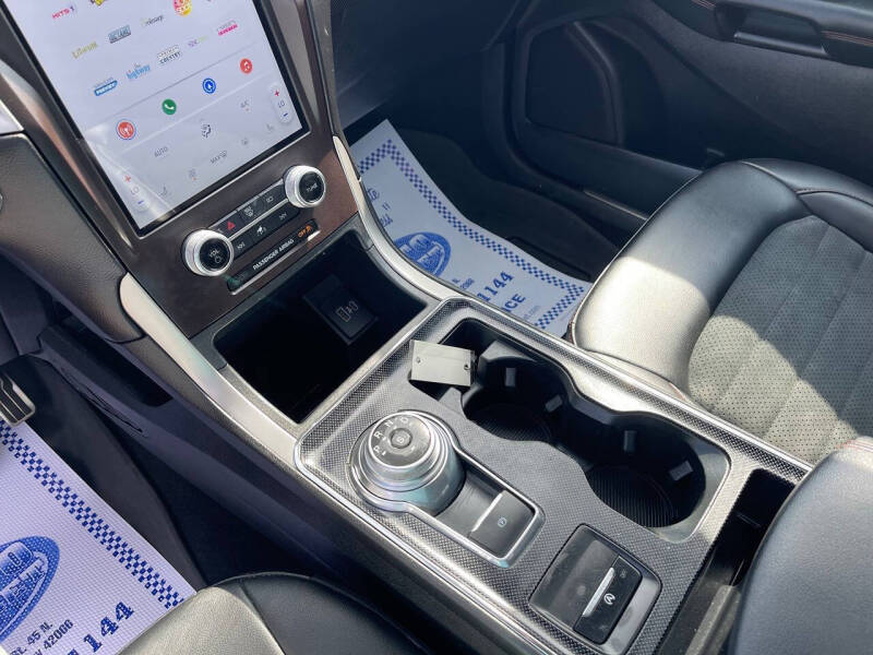 2021 Ford Edge ST-Line