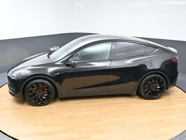 2024 Tesla Model Y Performance