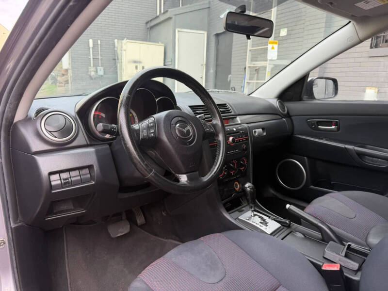 2004 Mazda MAZDA3 s