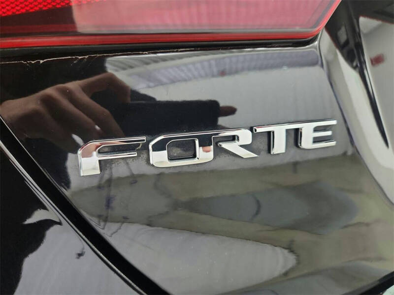 2020 Kia Forte GT Line