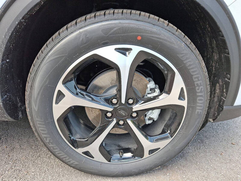 2025 Ford Escape Hybrid ST-Line Select