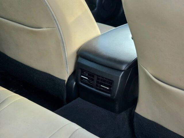 2017 Lexus IS 200t