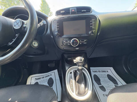 2019 Kia Soul +