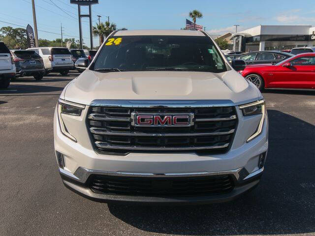 2024 GMC Acadia Elevation